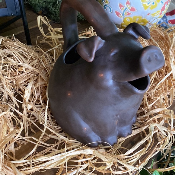 Pottery Barn Vintage Rustic Farmhouse Distressed Pig Pouring Pitcher 🐷 - Picture 4 of 17